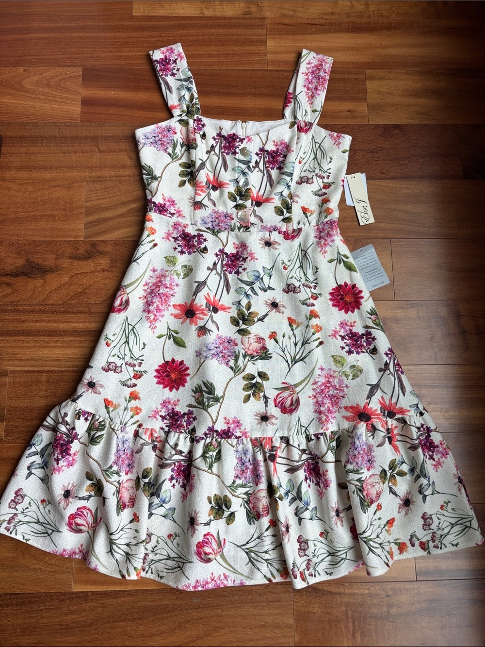 NWT Eliza J floral dress
